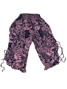 Chantique Hawaii Women's One Size Harem Pants Cropped Elastic Waist Floral Print